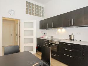 Pronájem bytu 2+kk, Praha - Smíchov, Grafická, 42 m2