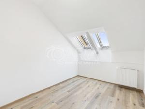 Pronájem bytu 3+1, Praha - Vinohrady, Římská, 74 m2