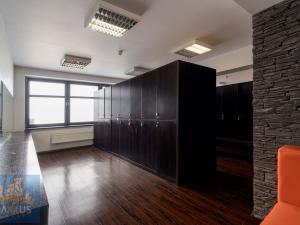 Pronájem obchodního prostoru, Praha - Vinohrady, Chrudimská, 360 m2