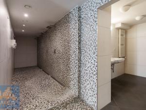 Pronájem obchodního prostoru, Praha - Vinohrady, Chrudimská, 360 m2