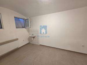 Pronájem obchodního prostoru, Plzeň, Černická, 36 m2