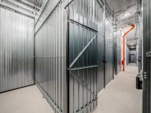 Pronájem skladu, Praha - Kobylisy, Horňátecká, 1 m2