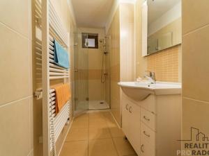 Pronájem rodinného domu, Ostrava, U Váhy, 296 m2