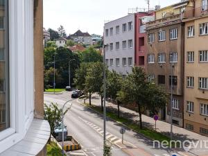 Prodej bytu 1+kk, Praha - Podolí, Na dolinách, 39 m2