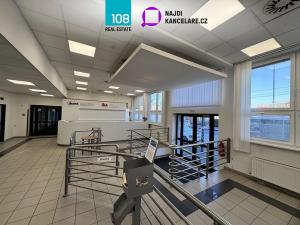 Pronájem kanceláře, Praha - Libeň, Na žertvách, 1800 m2