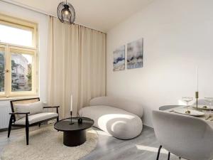 Pronájem bytu 2+kk, Praha - Vršovice, Košická, 36 m2