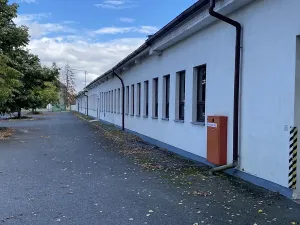 Pronájem skladu, Stochov, J. Dundra, 1500 m2