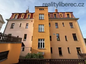 Pronájem bytu 3+kk, Liberec, Dobrovského, 82 m2