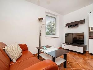 Pronájem bytu 2+kk, Praha - Modřany, Komořanská, 47 m2