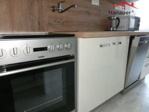 Pronájem bytu 3+1, Ústí nad Labem - Střekov, Tolstého, 68 m2