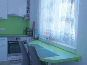 Prodej bytu 2+1, Olomouc - Hodolany, tř. Kosmonautů, 52 m2