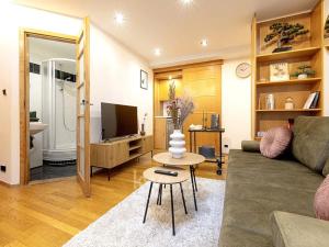 Prodej bytu 1+kk, Praha - Nové Město, Navrátilova, 28 m2