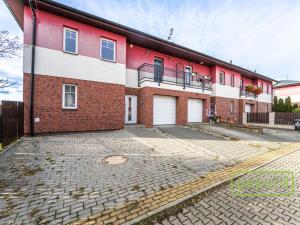 Pronájem rodinného domu, Praha, Do podkovy, 124 m2