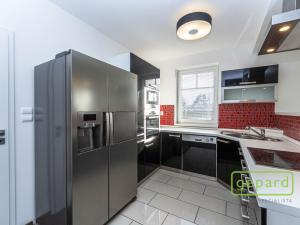 Pronájem rodinného domu, Praha, Do podkovy, 124 m2