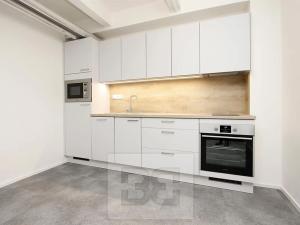 Pronájem kanceláře, Praha - Holešovice, Vinařská, 40 m2