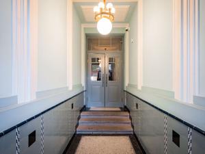 Prodej bytu 2+kk, Praha - Nusle, náměstí Generála Kutlvašra, 50 m2