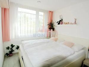 Prodej bytu 3+1, Praha - Podolí, Kaplická, 62 m2