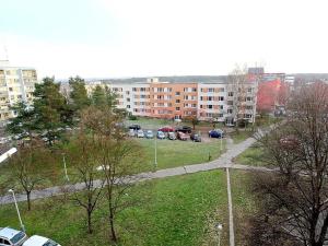 Pronájem bytu 2+kk, Praha - Háje, Janouchova, 43 m2