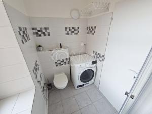 Pronájem bytu 1+kk, Praha - Žižkov, Roháčova, 31 m2