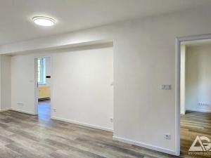 Prodej bytu 3+kk, Praha - Hlubočepy, Pod Žvahovem, 100 m2