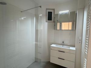 Pronájem bytu 2+1, Praha - Vršovice, Estonská, 77 m2