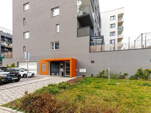 Pronájem bytu 1+kk, Praha - Vysočany, Strnadových, 33 m2