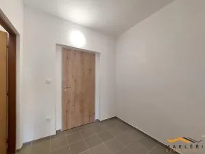 Pronájem bytu 1+kk, Třešť, Nádražní, 30 m2