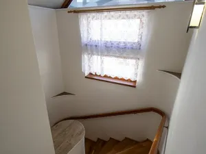 Prodej obchodního prostoru, Praha - Hlubočepy, Hlubočepská, 156 m2