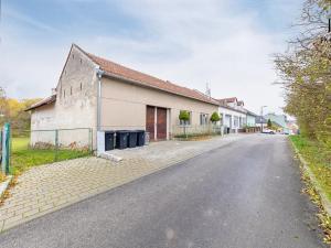 Prodej pozemku pro bydlení, Šlapanice, 3860 m2