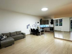 Pronájem bytu 1+kk, Praha, Březenská, 66 m2