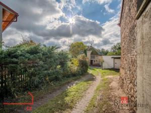 Prodej rodinného domu, Praha - Řeporyje, K Třebonicům, 240 m2