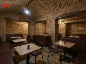 Pronájem obchodního prostoru, Praha - Žižkov, Seifertova, 90 m2