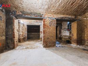 Pronájem obchodního prostoru, Praha - Žižkov, Seifertova, 90 m2