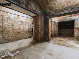 Pronájem obchodního prostoru, Praha - Žižkov, Seifertova, 110 m2