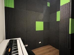 Pronájem bytu 1+kk, Praha - Libeň, Kotlaska, 22 m2