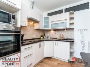 Pronájem bytu 2+1, Praha - Hlubočepy, Pražského, 44 m2