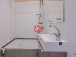 Prodej bytu 2+1, Ostrava, Polská, 41 m2