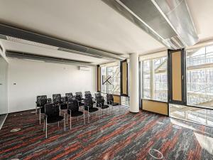 Pronájem kanceláře, Praha - Karlín, Karolinská, 537 m2