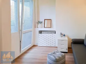 Pronájem bytu 4+kk, Praha - Vršovice, Kazašská, 91 m2