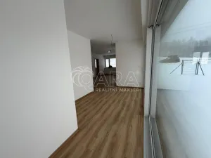 Prodej bytu 2+kk, Kunčice nad Labem, 79 m2