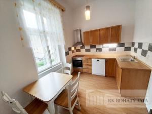 Pronájem bytu 2+1, Praha - Vinohrady, Koubkova, 65 m2