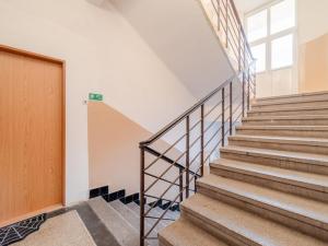 Pronájem bytu 2+kk, Praha - Libeň, U skládky, 55 m2