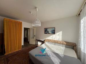 Prodej bytu 2+1, Krupka, Karla Čapka, 62 m2