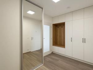 Prodej bytu 3+kk, Praha - Troja, Mazurská, 82 m2