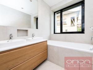 Pronájem rodinného domu, Praha - Stodůlky, Ke Koh-i-nooru, 282 m2