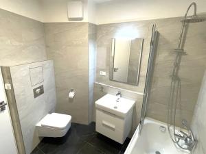 Pronájem bytu 3+kk, Praha - Krč, Pacovská, 96 m2