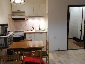 Pronájem bytu 2+kk, Liberec - Liberec XII-Staré Pavlovice, Malátova, 42 m2