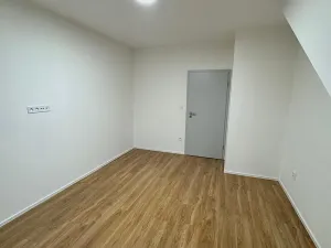 Pronájem bytu 3+kk, České Budějovice, Rudolfovská tř., 70 m2