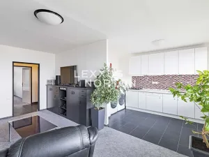 Pronájem bytu 3+kk, Praha - Vršovice, Baškirská, 70 m2