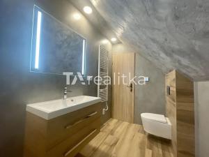 Pronájem bytu 3+1, Ostrava, Keramická, 85 m2